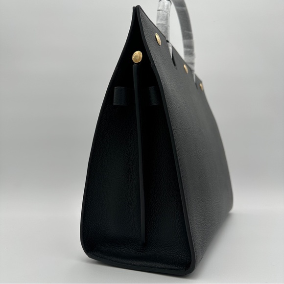 BURBERRY - Medium Leather Title Bag - Picture 7 of 14